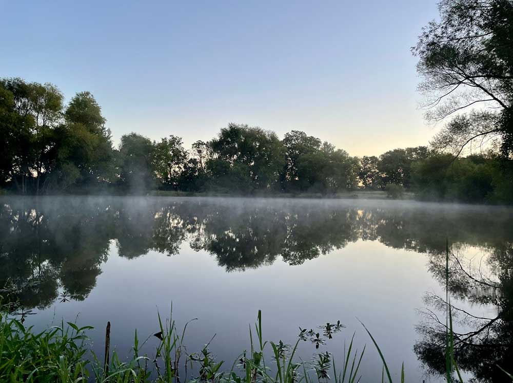 private lake catfishing